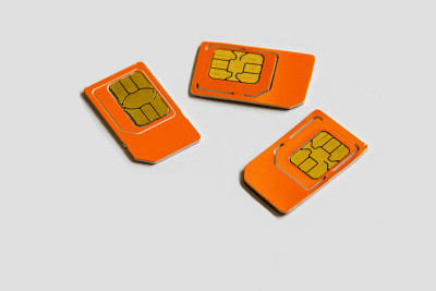 许多不同的sim卡在Nano,Micro和Mini格式