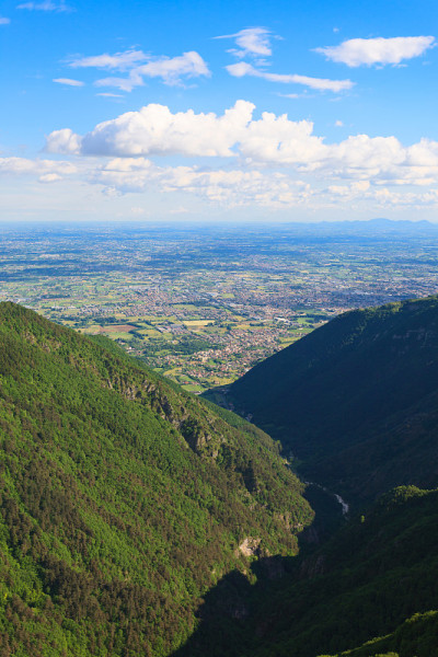 山全景
