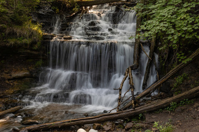 瓦格纳瀑布在明尼苏达州Munising