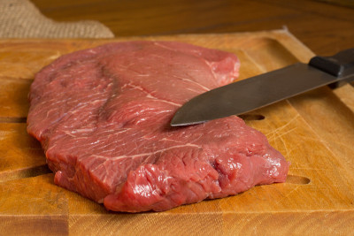 生牛肉