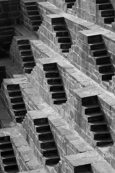 斋浦尔Chand Baori Stepwell的台阶