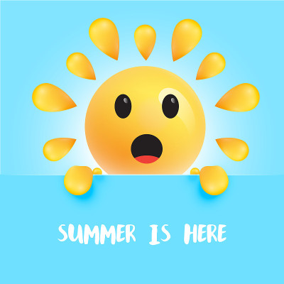 有趣的太阳笑脸与标题“夏天在这里”，矢量插图