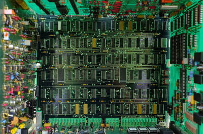 电子线路板(PCB)元件细节及集成电路(ic)“n