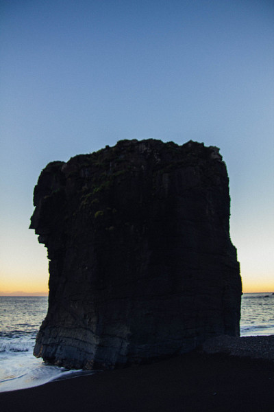 海岸线靠近Höfn黄昏
