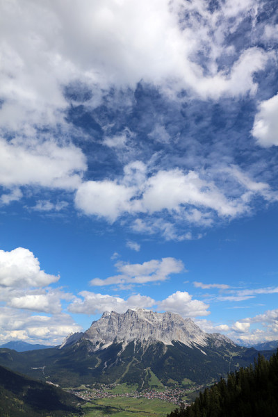 Lermoos的Zugspitze山。提洛尔。奥地利