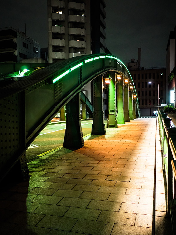 日本大桥夜景