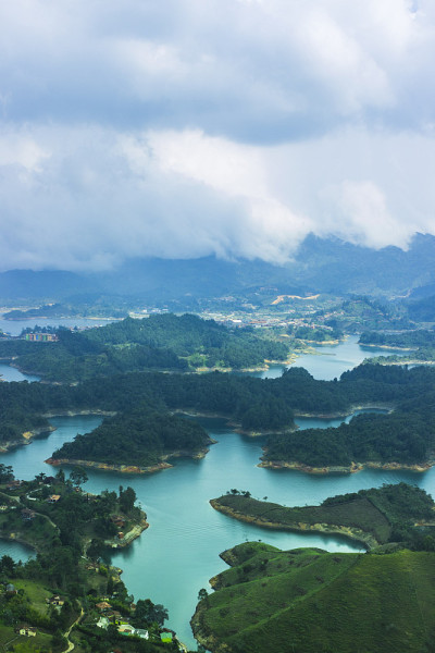 Guatape水库全景