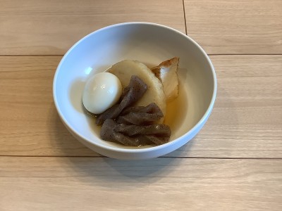 金泽御顿和一种轮状面筋蛋糕，叫做家做的久间酥
