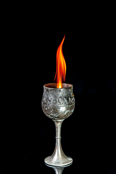 葡萄酒高脚杯
