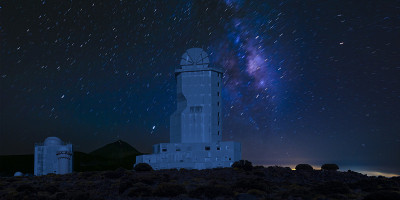 夜空中的天文台