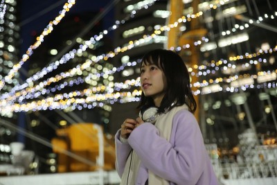 日本女孩在夜市横滨