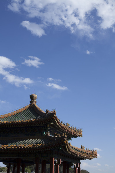 中国北京，北海公园，一个美丽的亭子一角