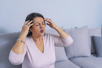 老年、健康问题、视力与人的观念