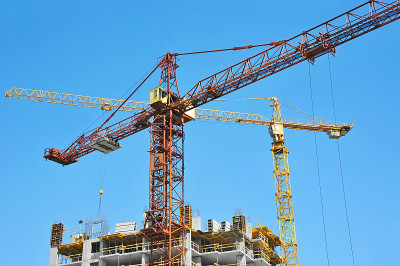 起重机及高层建筑工地