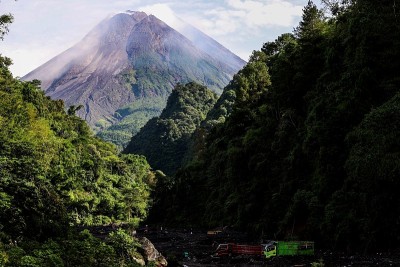 默拉皮山