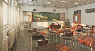 学校上课用的是木地板，周围没人。