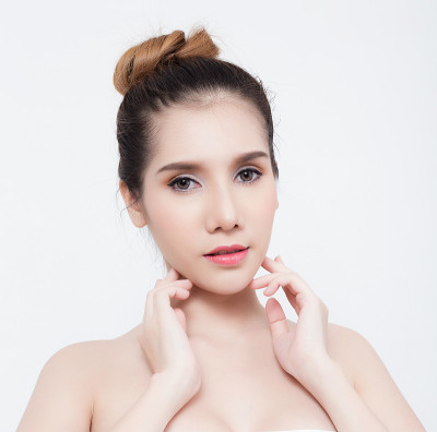 美丽的亚洲女人