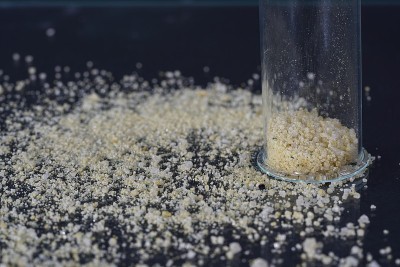 硫酸亚铁铵是一种盐