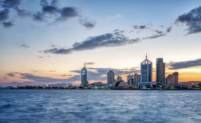 青岛湾城市建筑天际线