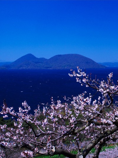 托雅湖的壮丽景色，它渴望Ezo Fuji