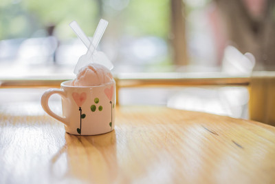 杯子里的冰淇淋