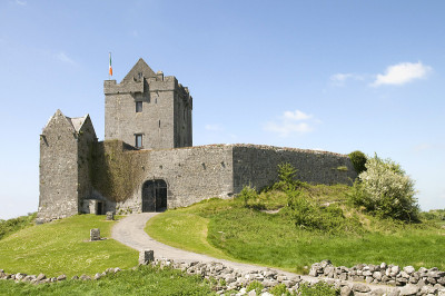 Dunguaire Castle