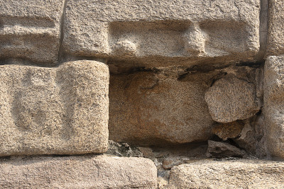马哈比利普兰寺庙的古代建筑