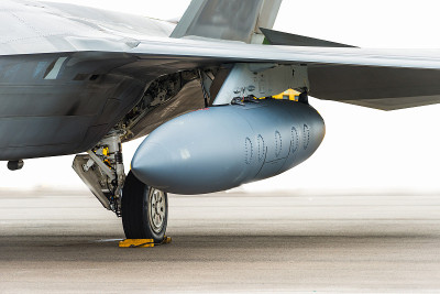 F-22猛禽战斗机轰炸机