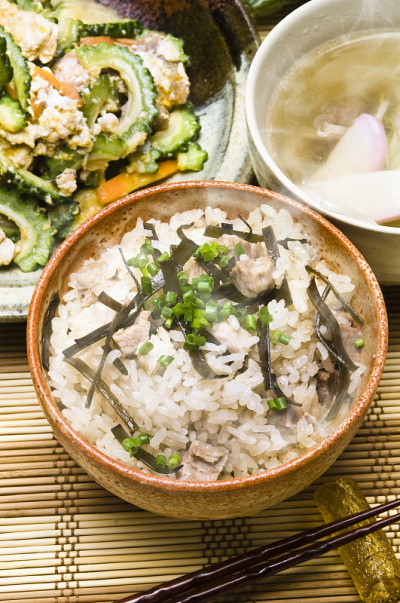 猪肉米饭当地美食/冲绳