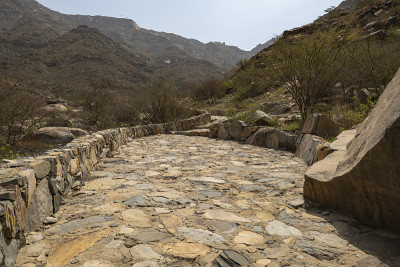沙特阿拉伯塔伊夫地区的Al Hada Zig Zag公路上的Aljammalah徒步旅行路线