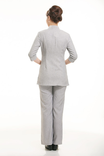 穿着服装职业中国服务员在白色的背景