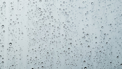 雨天当墙纸