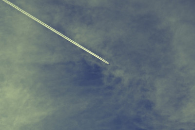 空中的飞机跑道。