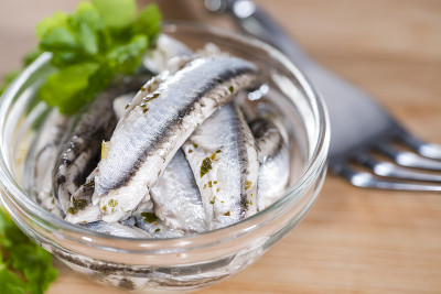 腌Anchovis