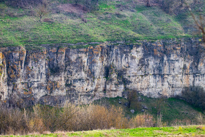 乌克兰Kamianets Podilskyi的Smotrych河峡谷的岩壁