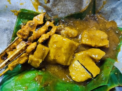Satay牧场