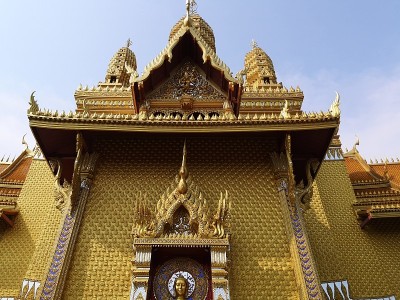 Wat Bowonniwet Vihara是一个一流的皇家佛教寺庙(泰国:raja wara Vih
