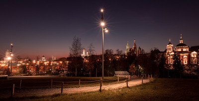 莫斯科。红场。圣巴西尔大教堂夜景