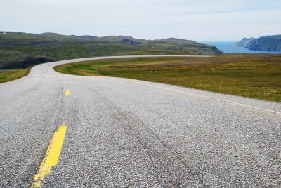 通往峡湾的挪威公路