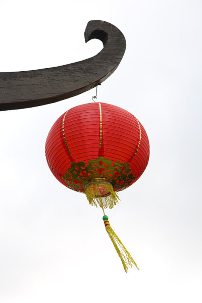 大红灯笼高高挂