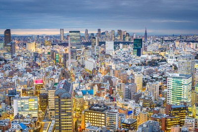 东京，日本城市景观从惠比斯区到新宿