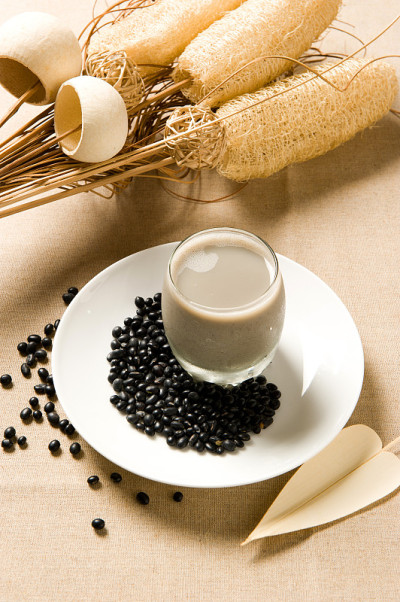 黑豆牛奶