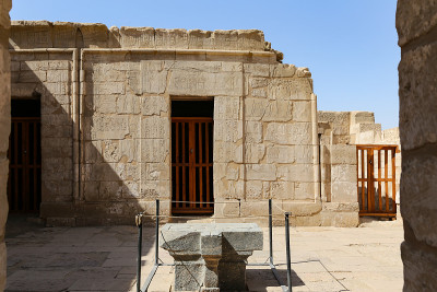 埃及卢克索的Medinet Habu神庙