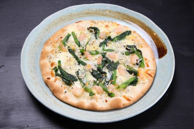 菜花和大虾披萨