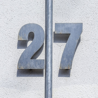 门牌号27