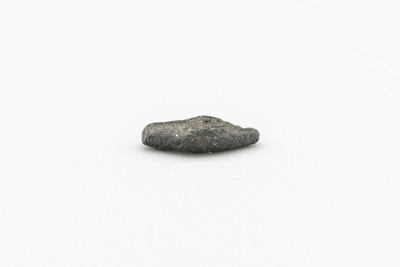Black magnetic Tektite Meteorite called Atacamaite