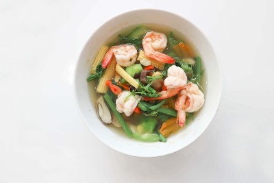 虾仁汤、虾仁蔬菜汤或辣汤