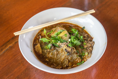 泰式辣鸡面