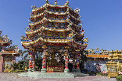 春武里的中国寺庙，佛教圣地