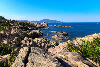 岩石和海